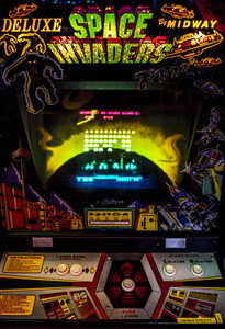 Space Invaders Deluxe